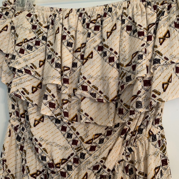 Patterned Romper (Target) - Picture 2 of 5